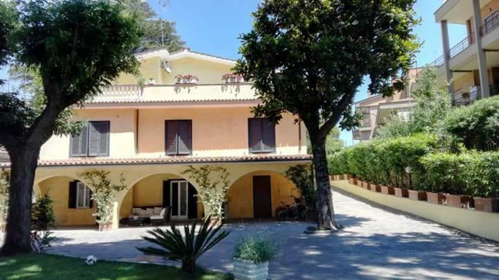 Villa Orsini Rome Exterior photo